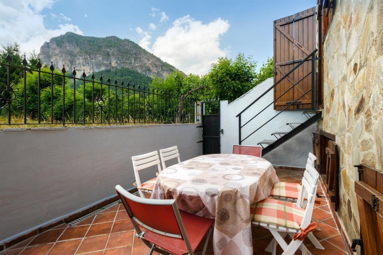 Alojamiento Escarrilla Pirineos Exterior foto